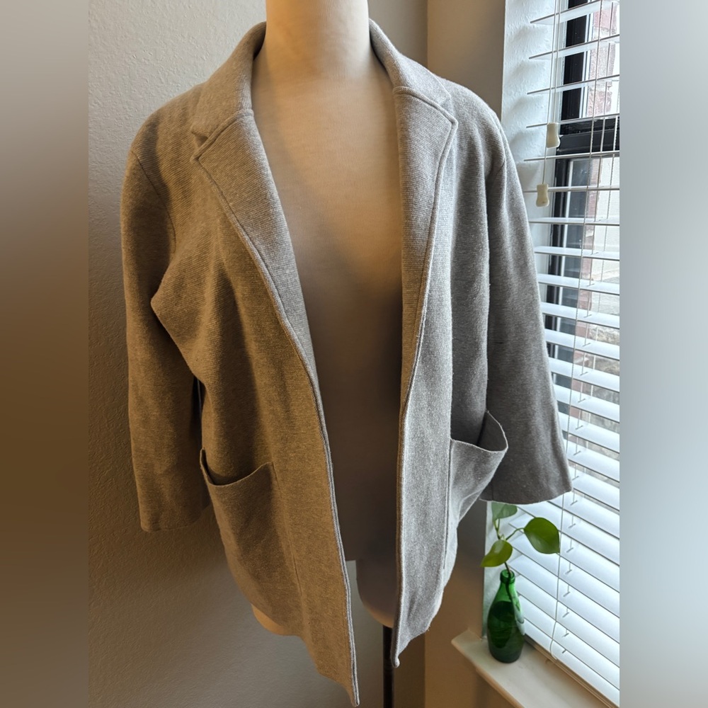 J Crew Heather Gray Collared Cardigan with pockets size M